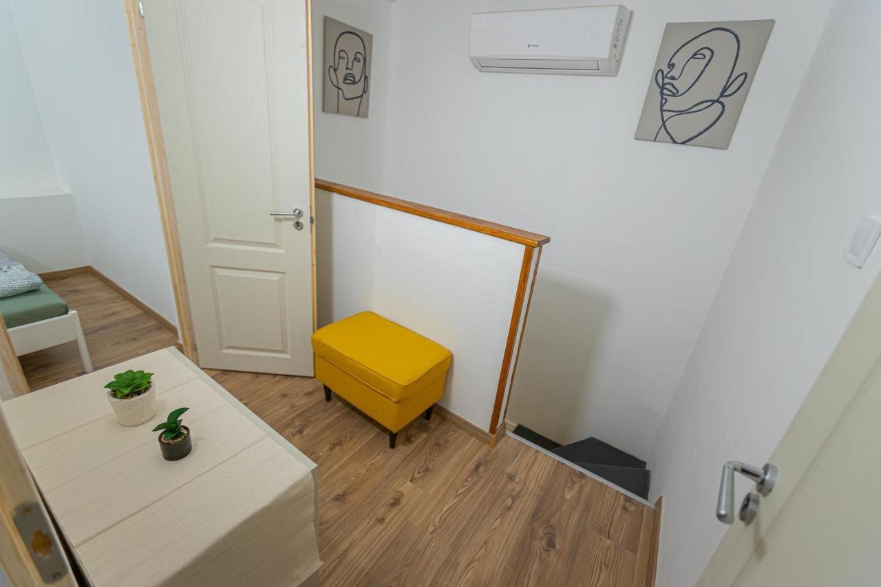 2 Bedroom Apartment In The Dob Street, Emerald Budapest Exterior photo
