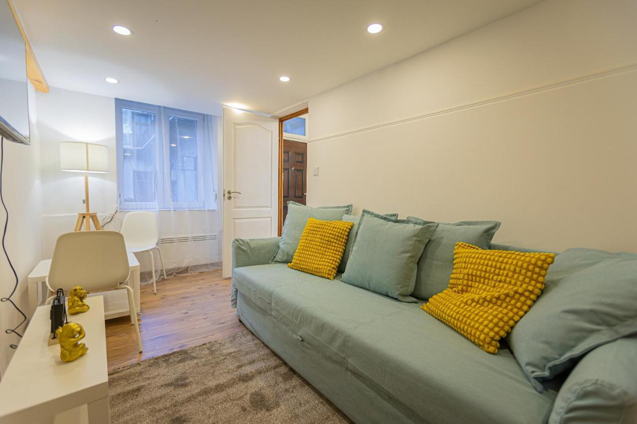 2 Bedroom Apartment In The Dob Street, Emerald Budapest Exterior photo